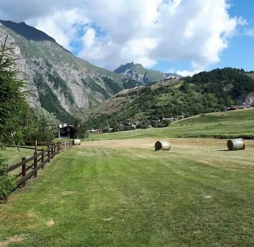 Apartman New****alpe Veille: Chalet Centro 2 Bagni E Garage Privato *